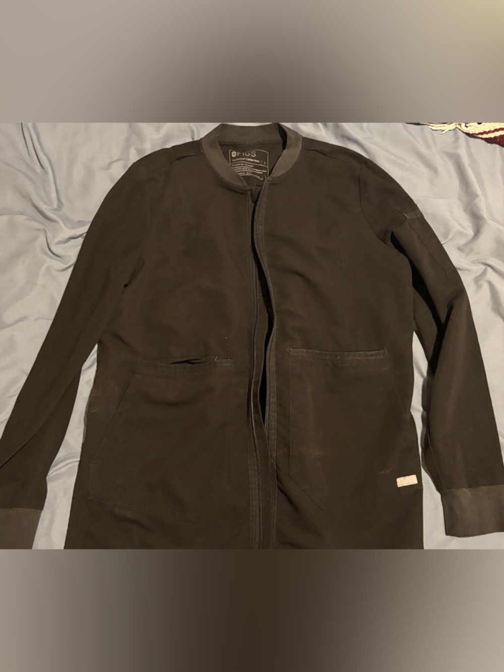 Figs Women's black Zip-Front bomber Jacket